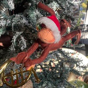 Vintage Annalee monkey with French horn 1997